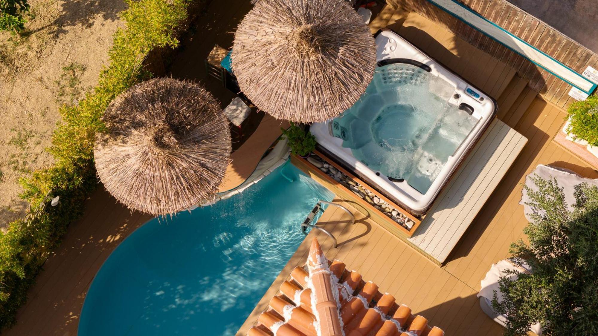 Aparthotel Sun George Finikounda Exterior foto